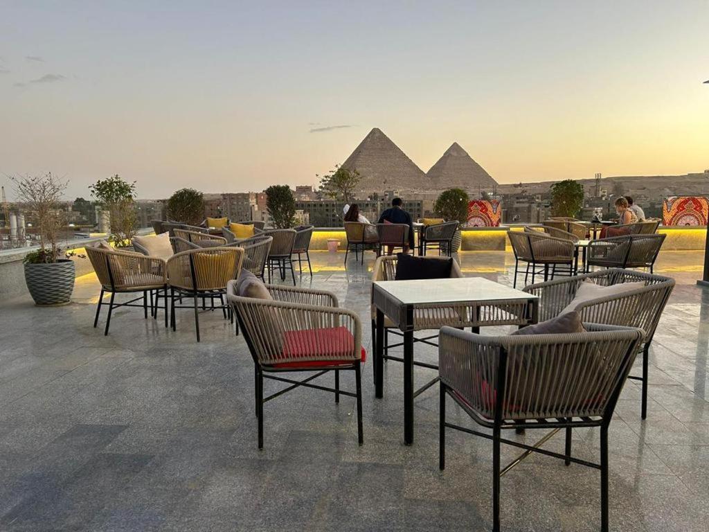 Pyramid Front Hotel Al Kawm al Akhdar Exteriör bild