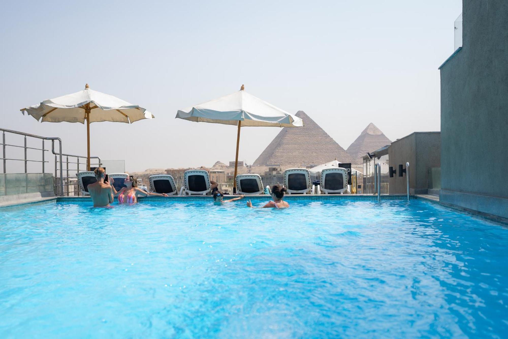 Pyramid Front Hotel Al Kawm al Akhdar Exteriör bild